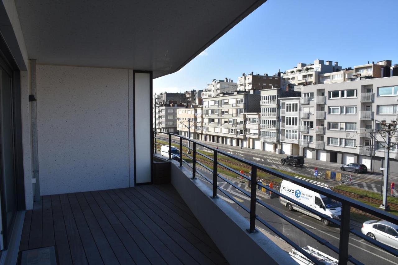 Lichtrijk 2-Slaapkamerappartement Met Zeezicht En Gratis Parking Oostende Exterior foto