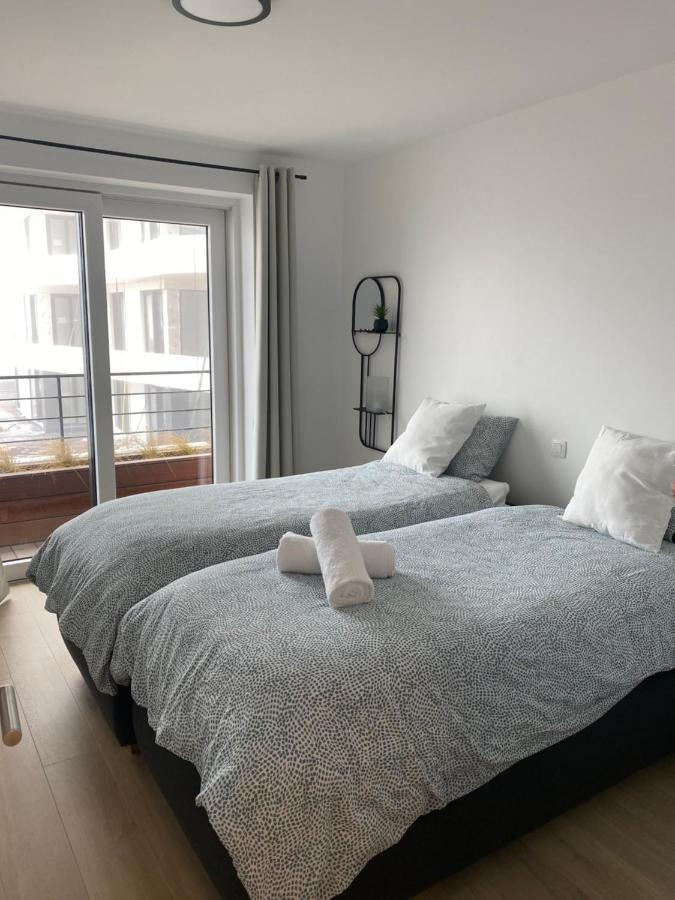 Lichtrijk 2-Slaapkamerappartement Met Zeezicht En Gratis Parking Oostende Exterior foto